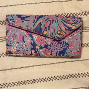Lilly Pulitzer Floral Pattern Women's Sunglasses Case